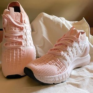 Under Armour Hover Phantom